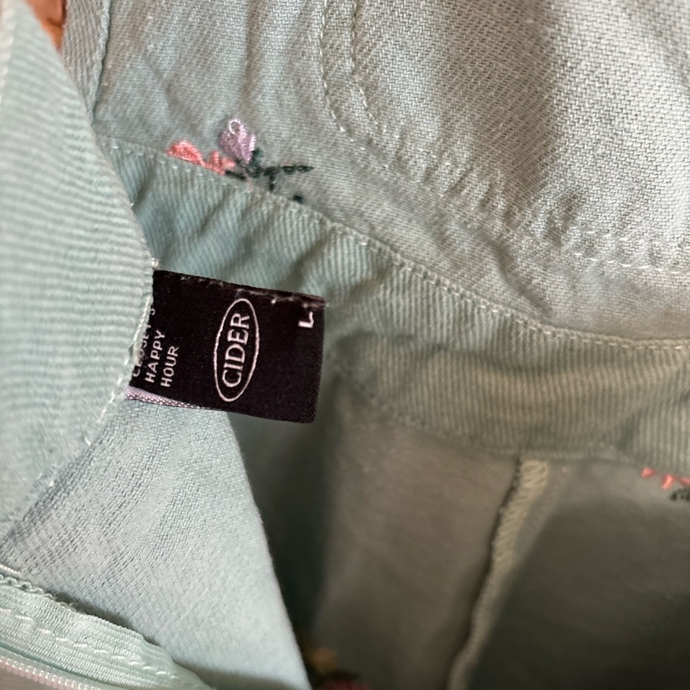 Cider Mint Green Embroidered Floral Short Overalls - Picture 4 of 4